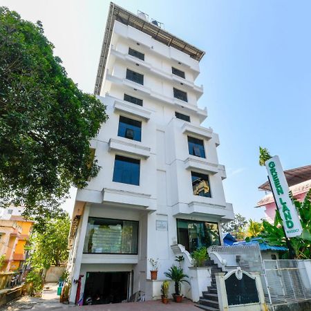 Oyo 11309 Hotel Green Land Residency Kochi Esterno foto