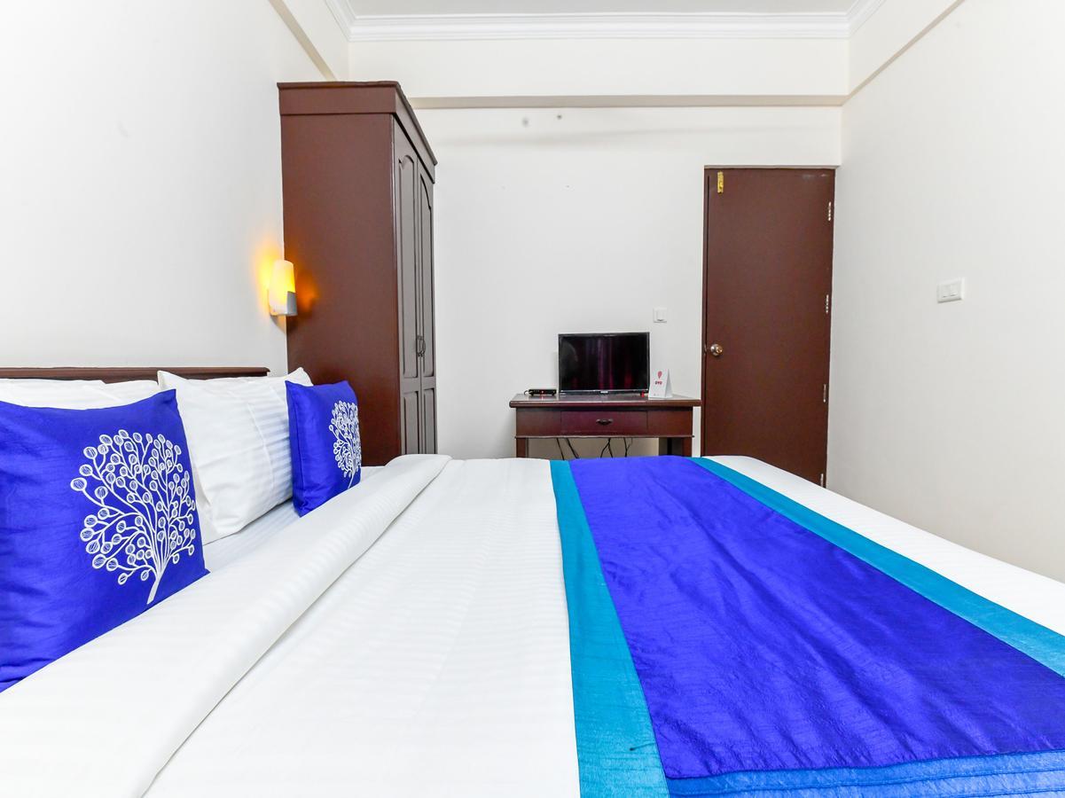 Oyo 11309 Hotel Green Land Residency Kochi Esterno foto