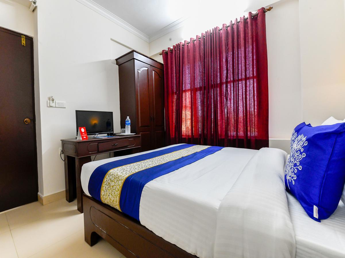 Oyo 11309 Hotel Green Land Residency Kochi Esterno foto