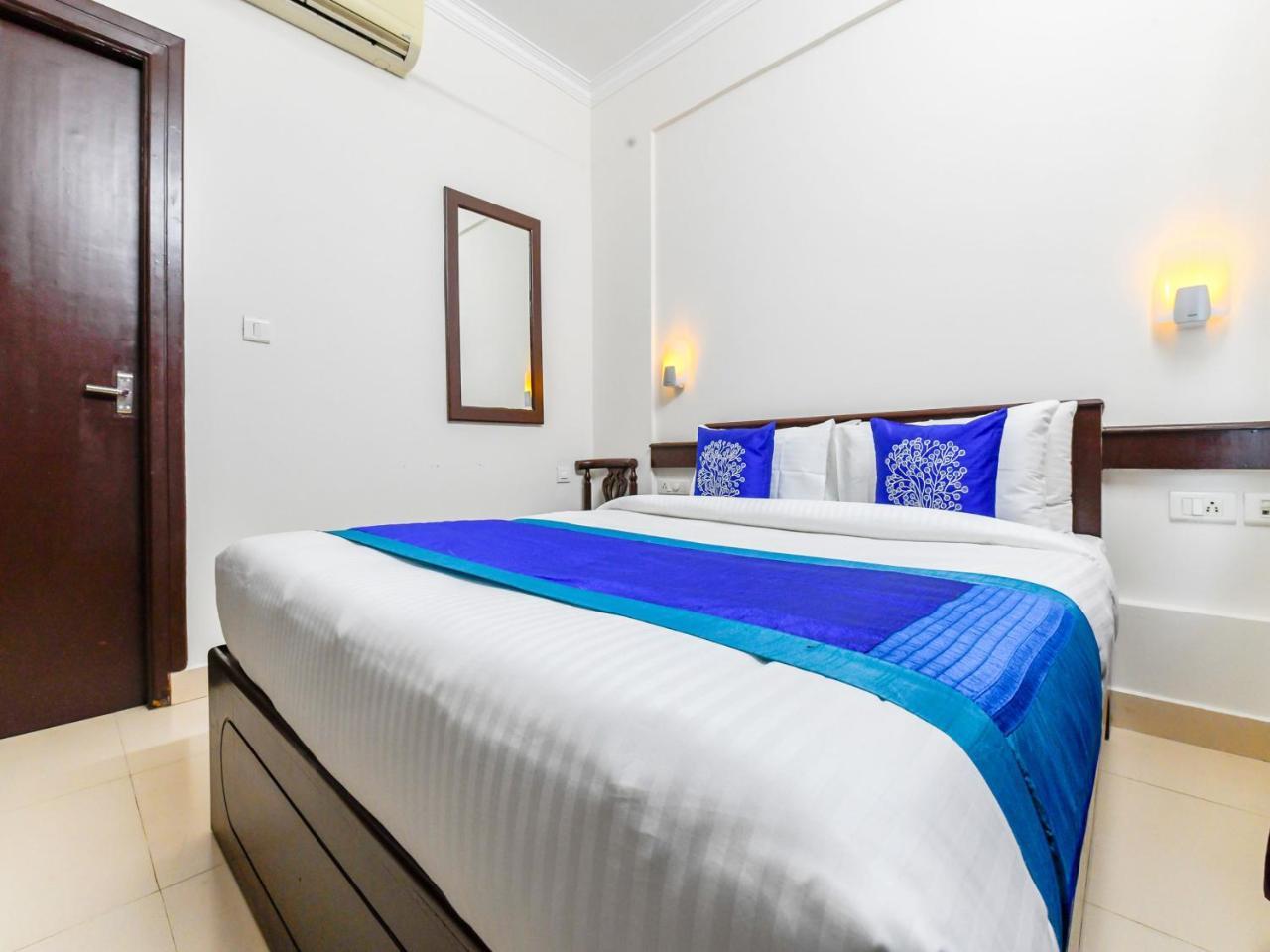 Oyo 11309 Hotel Green Land Residency Kochi Esterno foto