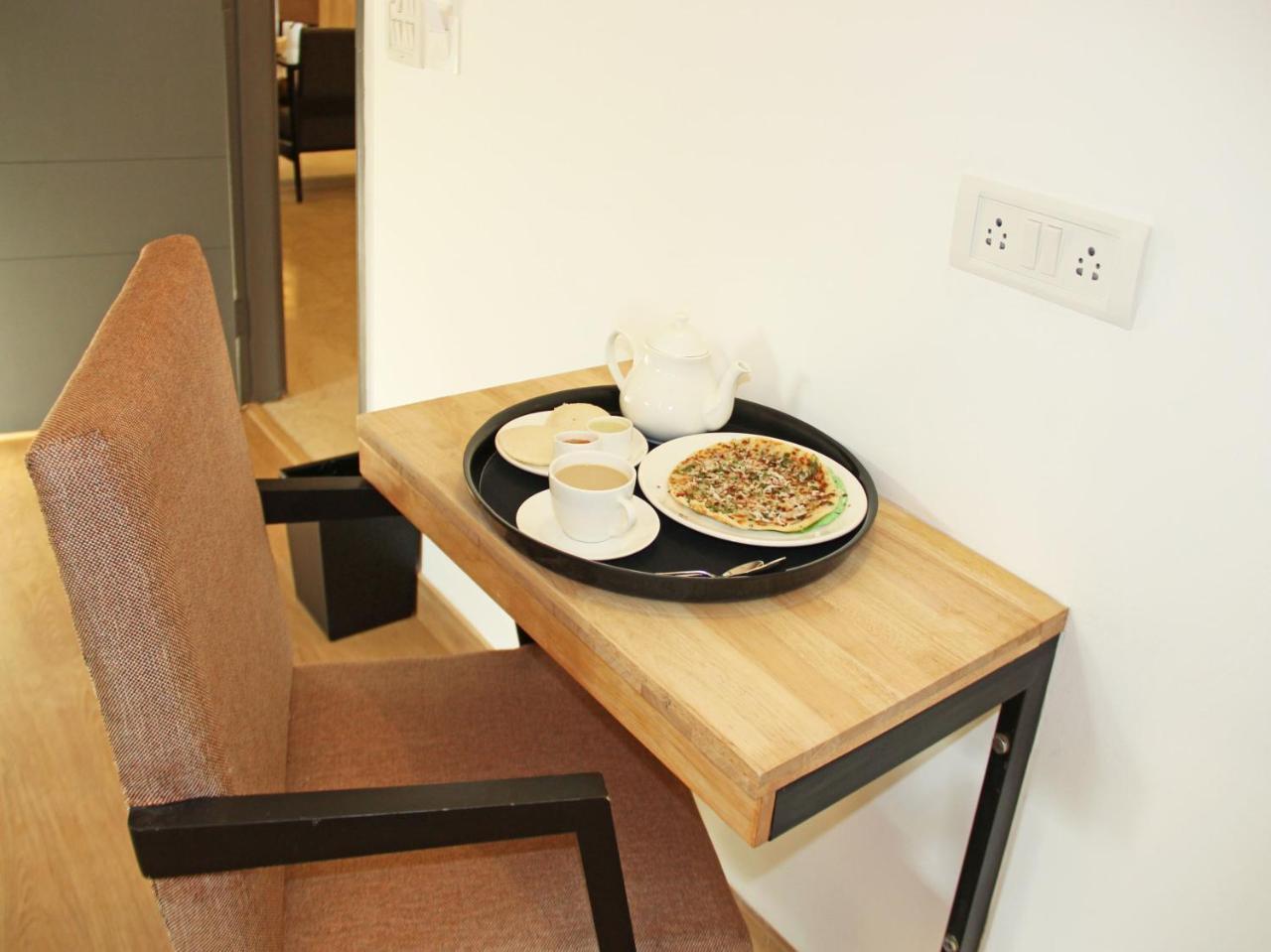 Oyo 11309 Hotel Green Land Residency Kochi Esterno foto