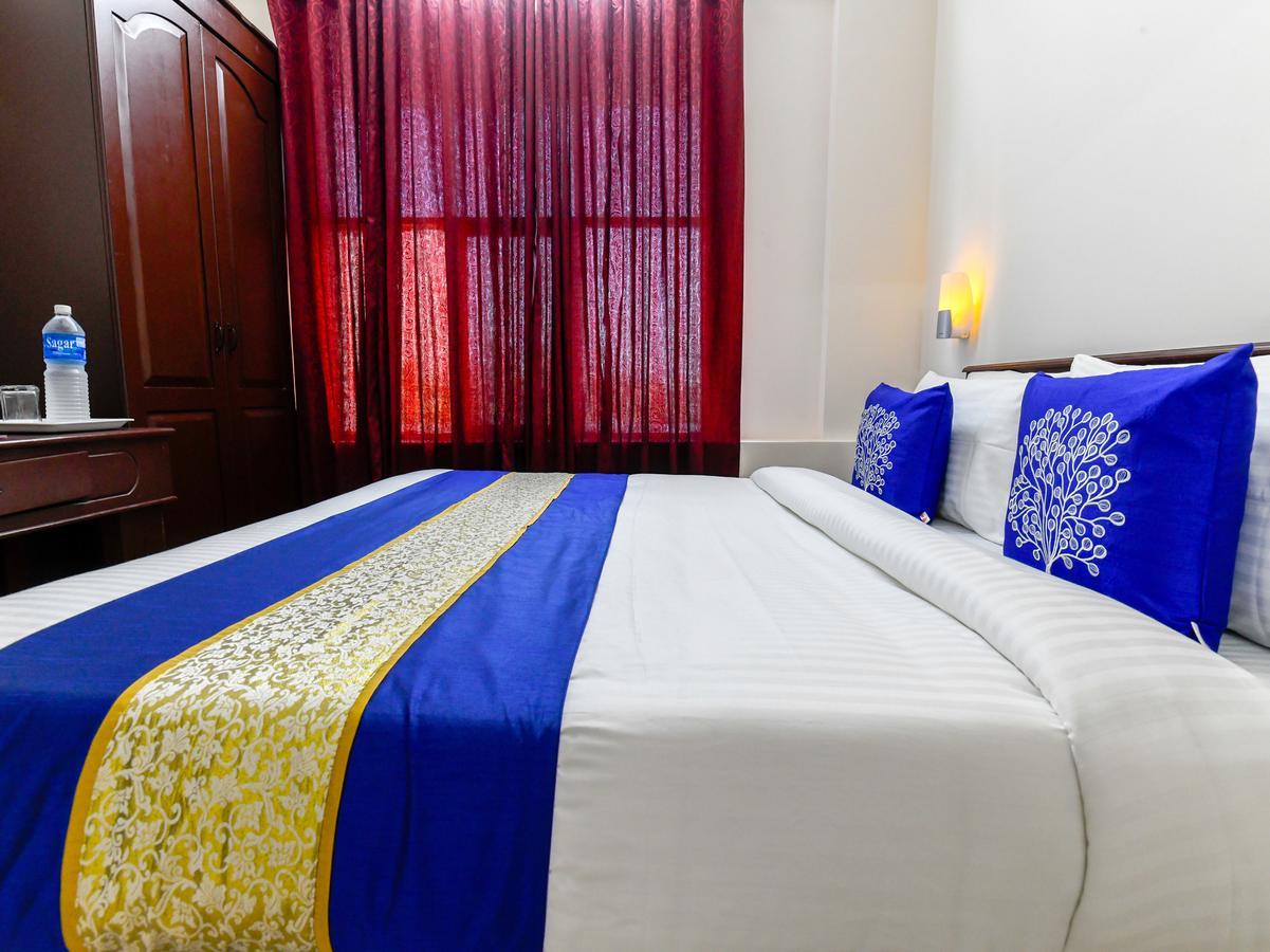 Oyo 11309 Hotel Green Land Residency Kochi Esterno foto