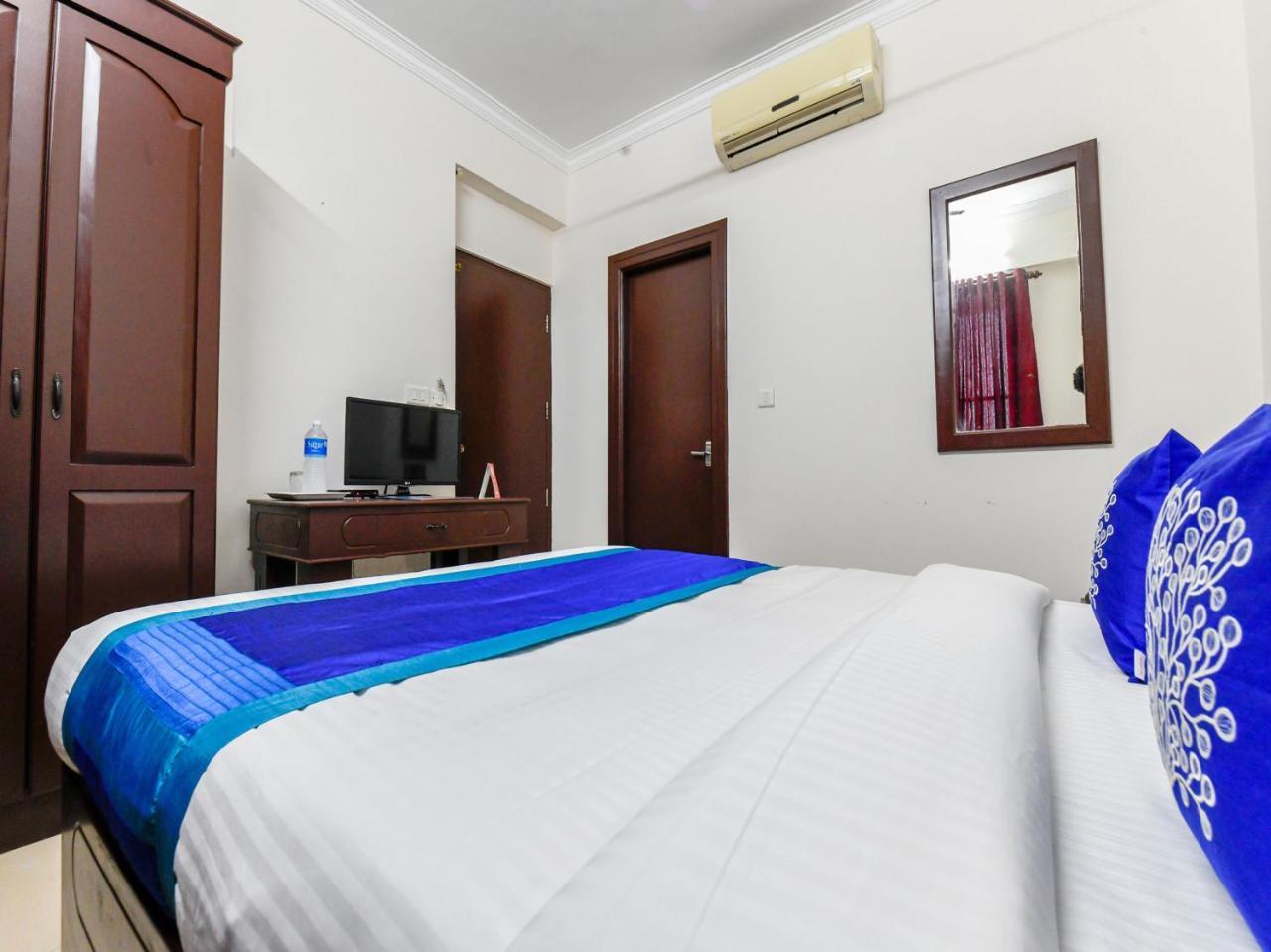 Oyo 11309 Hotel Green Land Residency Kochi Esterno foto